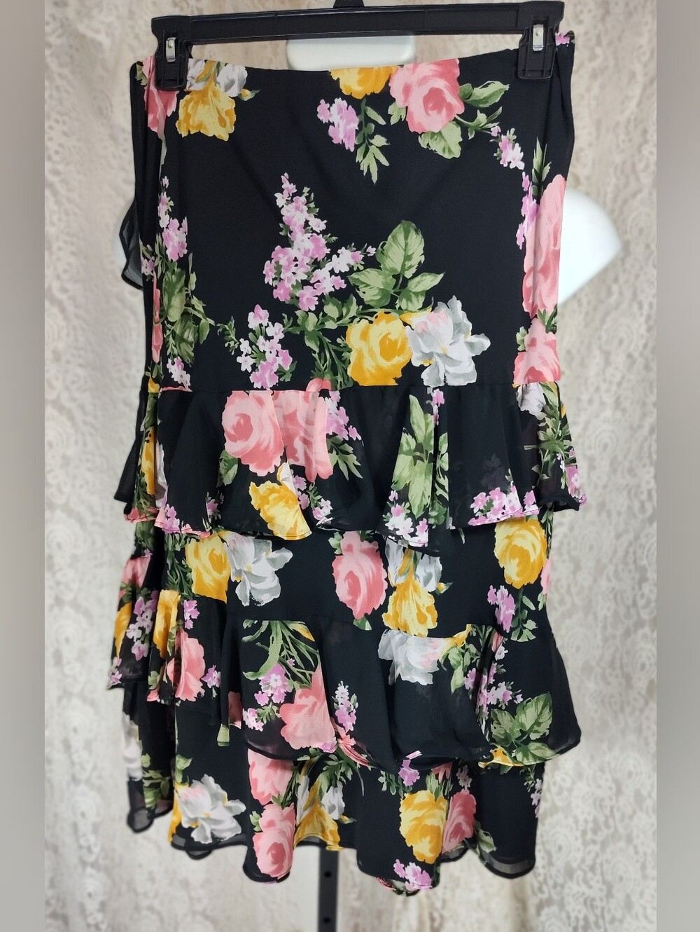 Chaps Black Pink Rose Floral Print Ruffle Tiered Skirt
